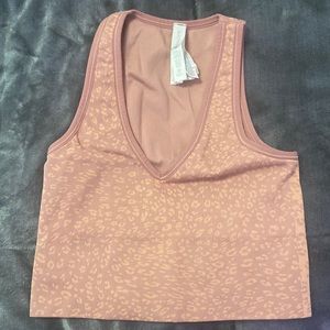 Athletes Aurora Crop Rib Top